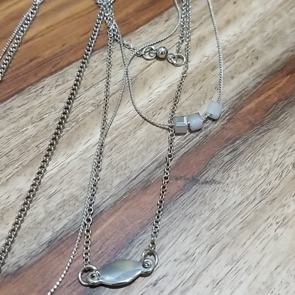 Silver 5 Layer Boho Chain Leaf Pendant Necklace - Picture 3 of 3